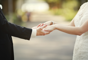 Newlyweds’ Guide: Choose the Perfect Eco-Friendly Wedding Picture Frame (and Display) — photo ideas, wedding photos and memory