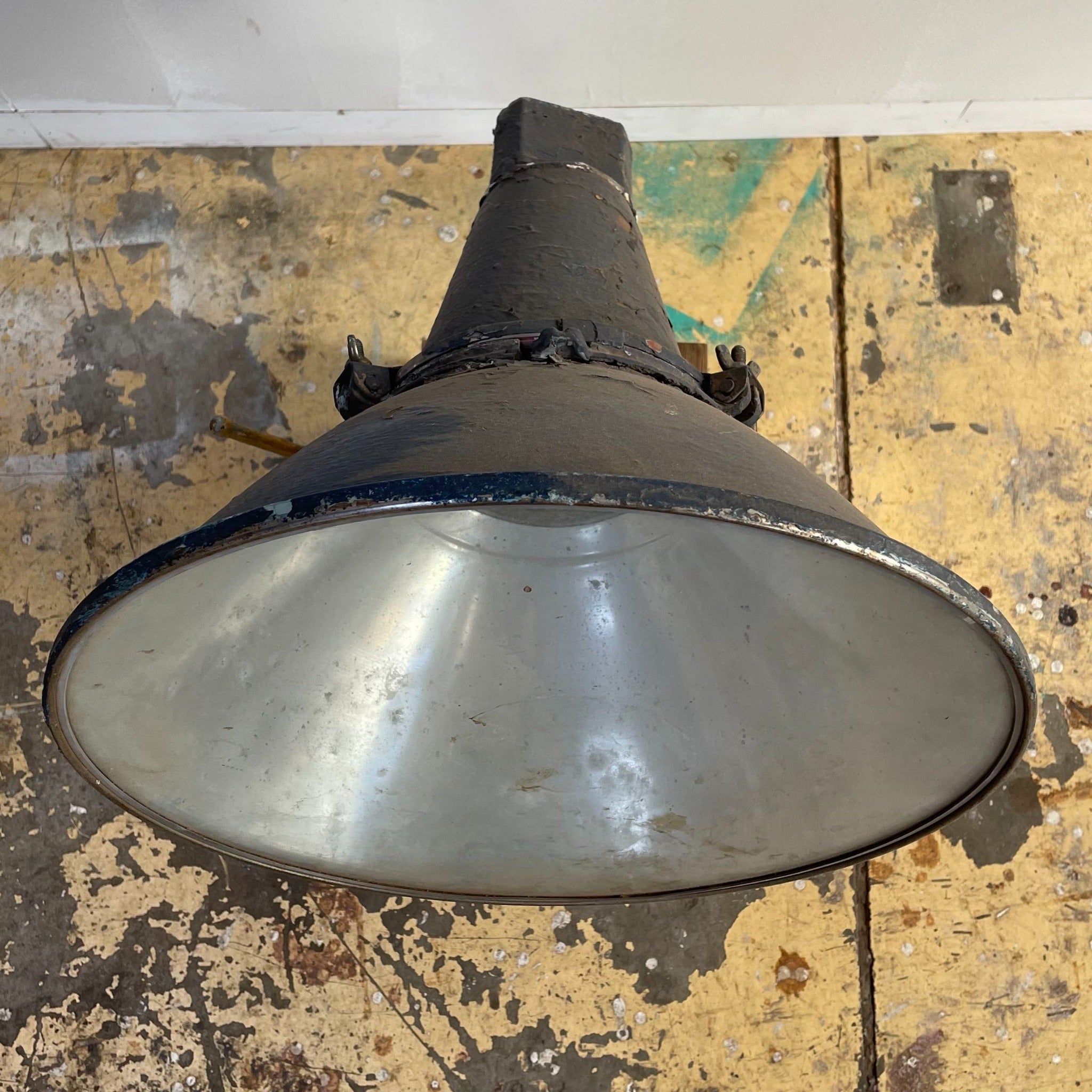 Large on sale industrial lamp