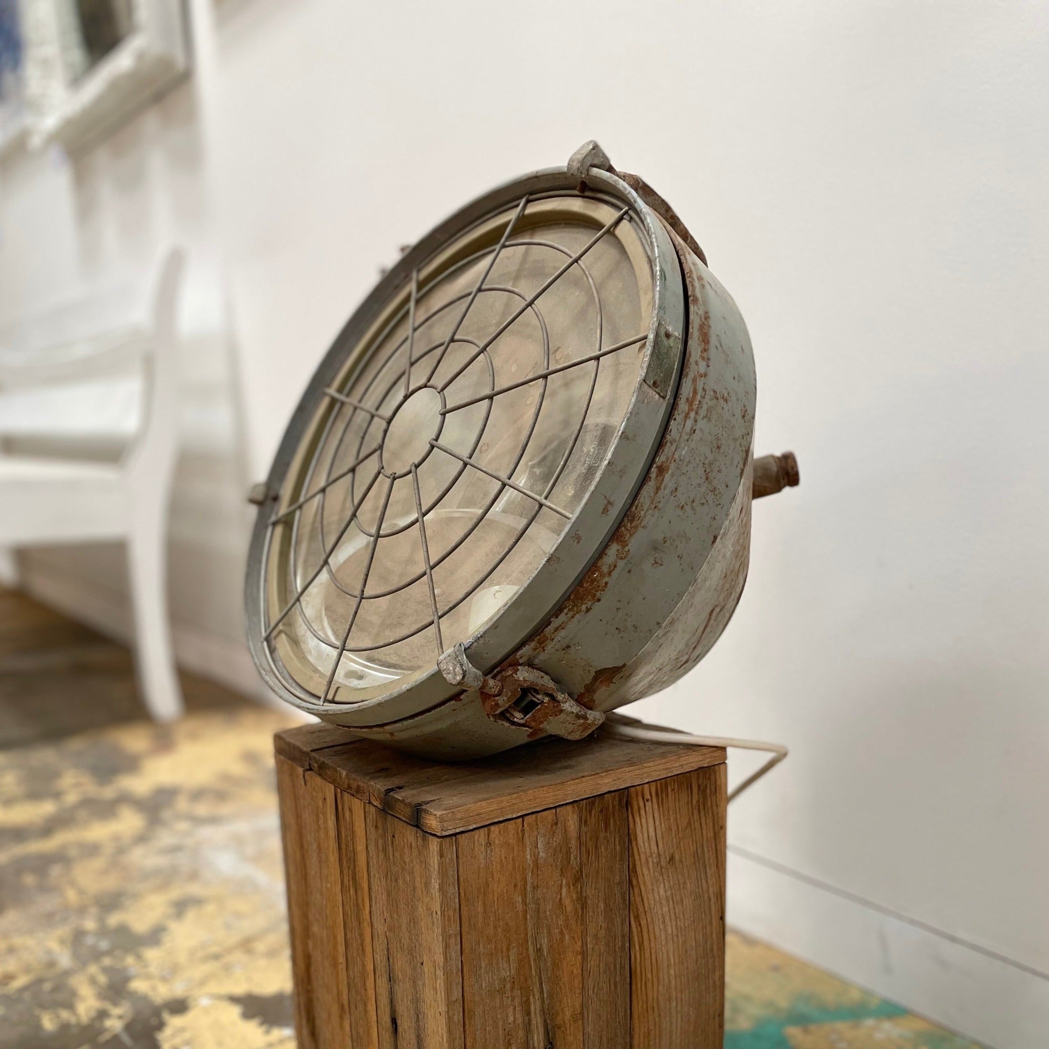 Vintage cheap retail lighting