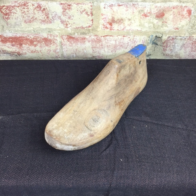 Antique wooden shoes online. 